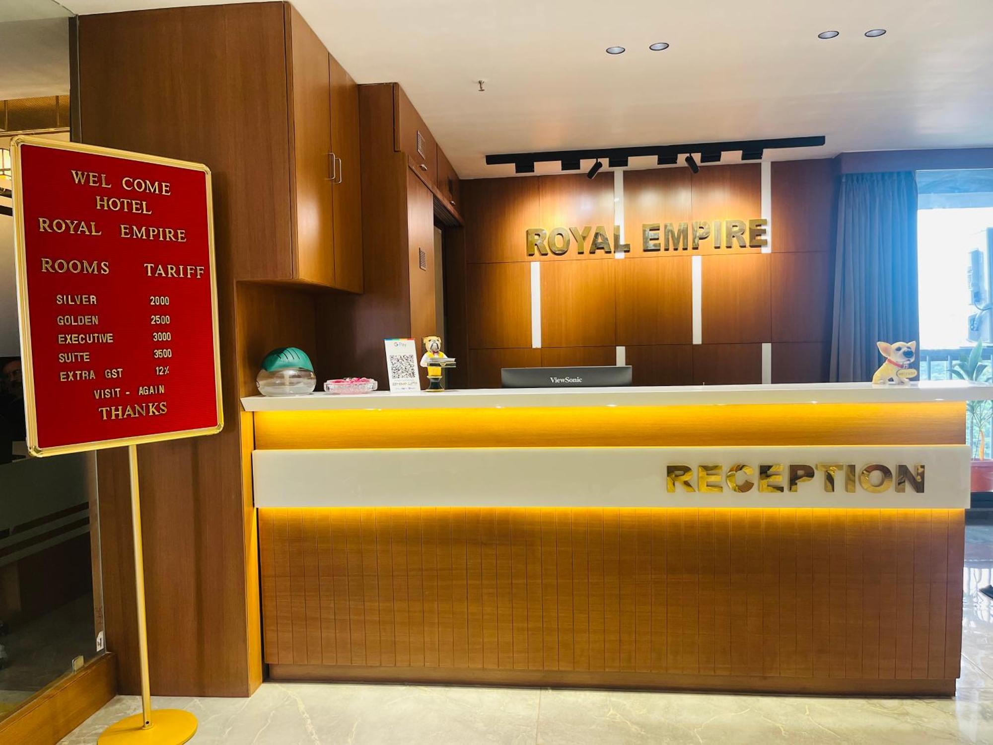 Hotel Royal Empire Gandhinagar Zewnętrze zdjęcie